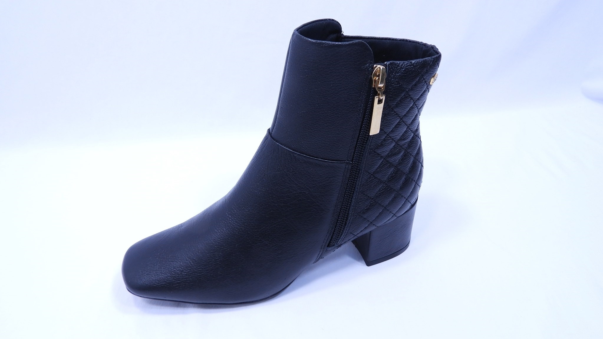 Bota Parô 20026-1